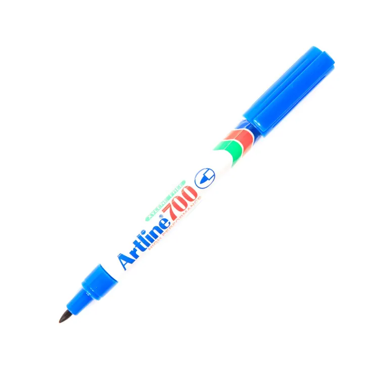 ปากกาเคมีหัวแหลม Artline EK-700 สีน้ำเงิน 0.7 มม.